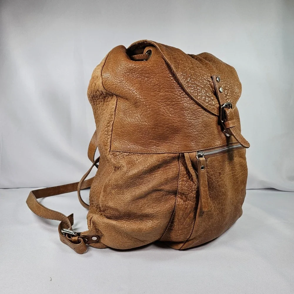Gianni Notaro Genuine‎ Leather Distressed Brown Backpack Made in Italy Buckle